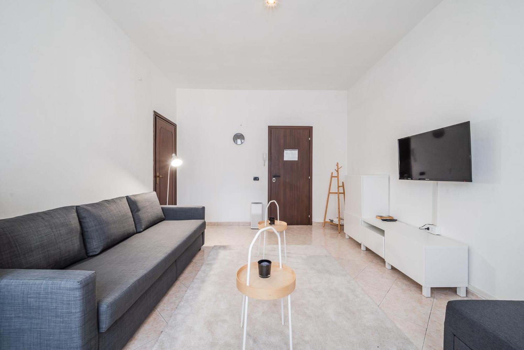 Roma 23, Smartstay Rozzano Luaran gambar