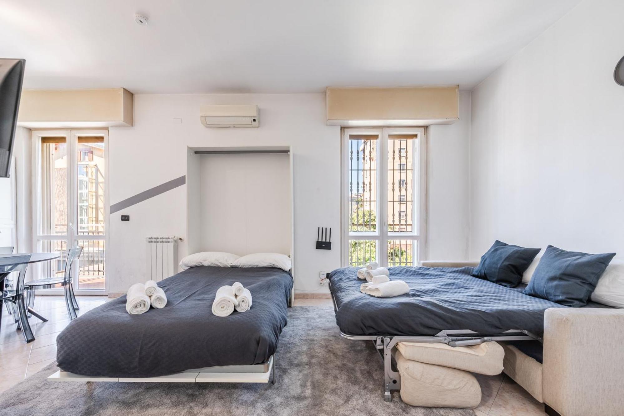 Roma 23, Smartstay Rozzano Luaran gambar